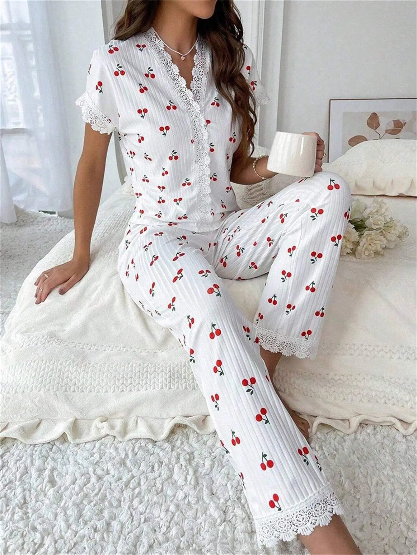 Frühlings-Sommer-Pyjama-Set für Damen, Nachtwäsche, Spitzenbesatz, Herzdruck, kurzärmliges Oberteil und Hose in voller Länge, Nachtwäsche, Loungewear