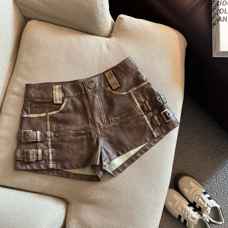 Damen Bermuda Shorts Hotpants Kurze Hose PU Leder Trendy Pants Clubwear