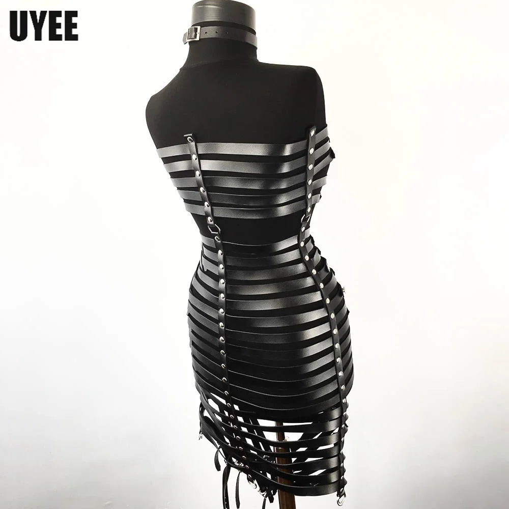 Sexy Harness Ketten BH Gürtel Frauen Lack und Leder Kleid Bdsm Bondage Dessous