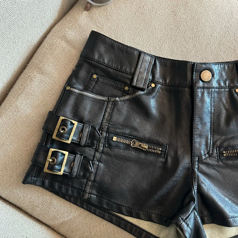 Damen Bermuda Shorts Hotpants Kurze Hose PU Leder Trendy Pants Clubwear