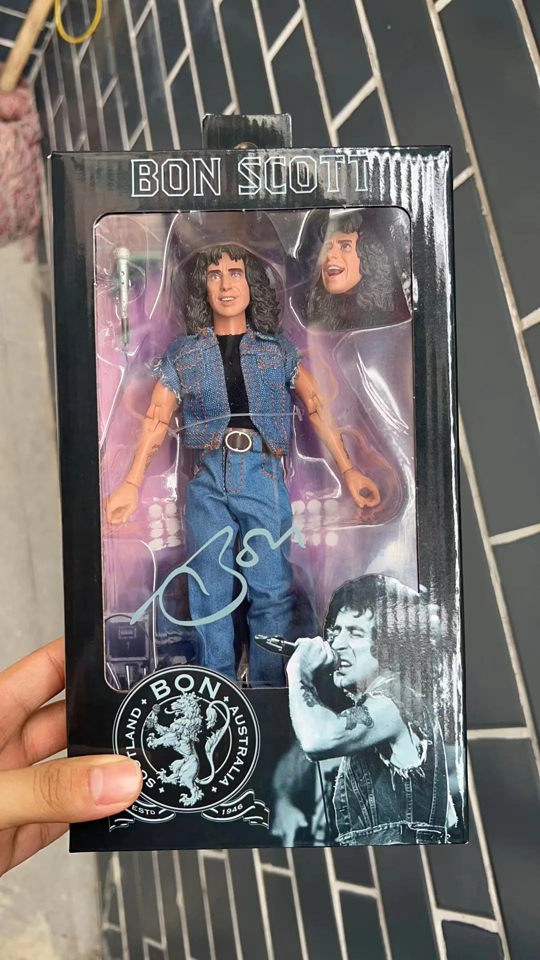 Highway To Hell Action Figur 18CM Model Spielzeug Figuren Action-figur Bon Scott