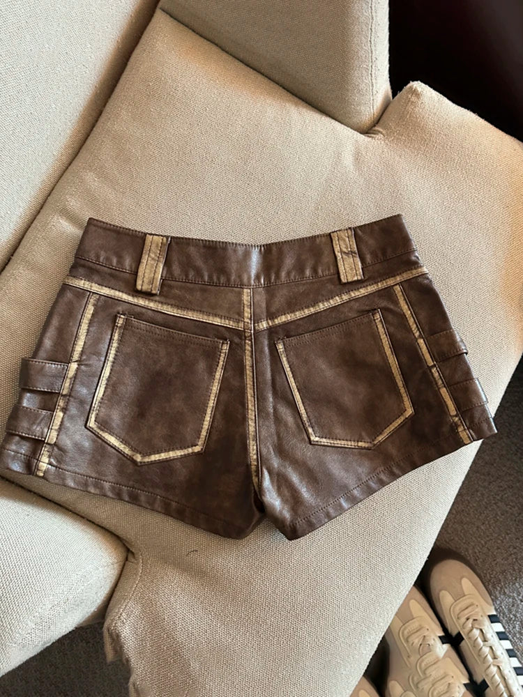 Damen Bermuda Shorts Hotpants Kurze Hose PU Leder Trendy Pants Clubwear