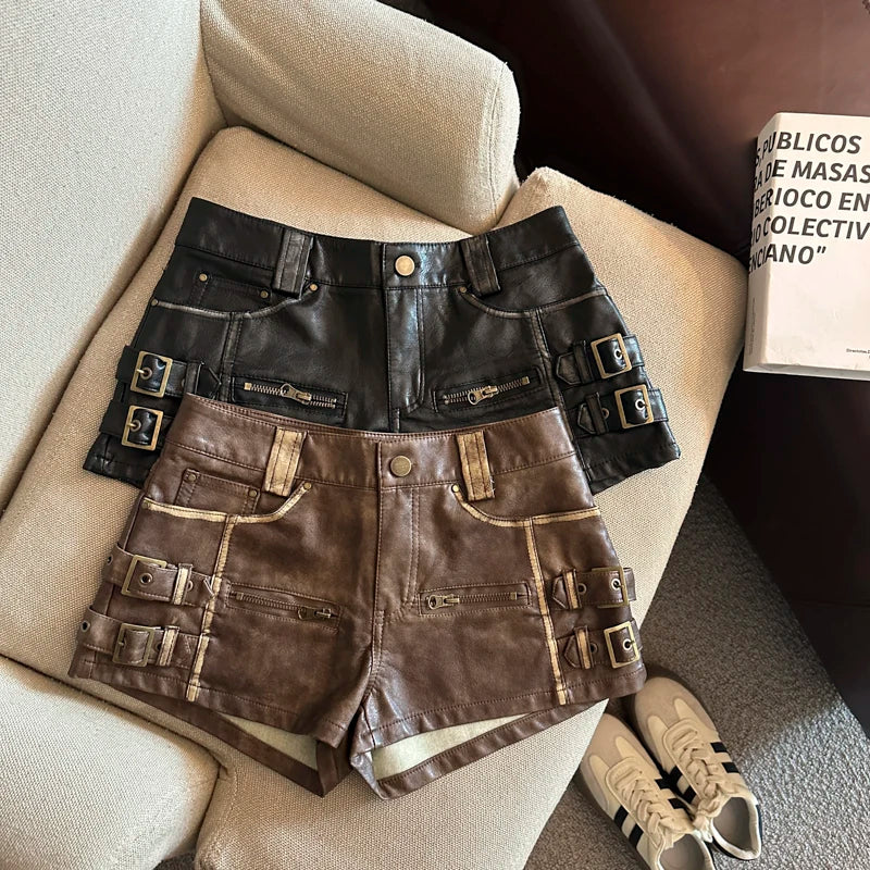 Damen Bermuda Shorts Hotpants Kurze Hose PU Leder Trendy Pants Clubwear