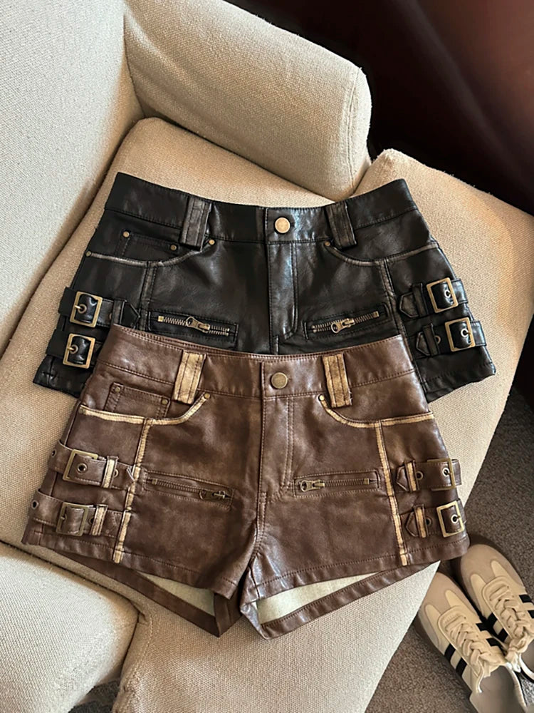 Damen Bermuda Shorts Hotpants Kurze Hose PU Leder Trendy Pants Clubwear