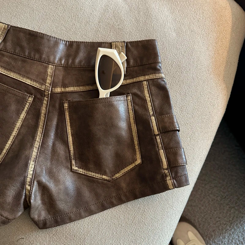 Damen Bermuda Shorts Hotpants Kurze Hose PU Leder Trendy Pants Clubwear