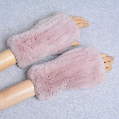 53670759661836