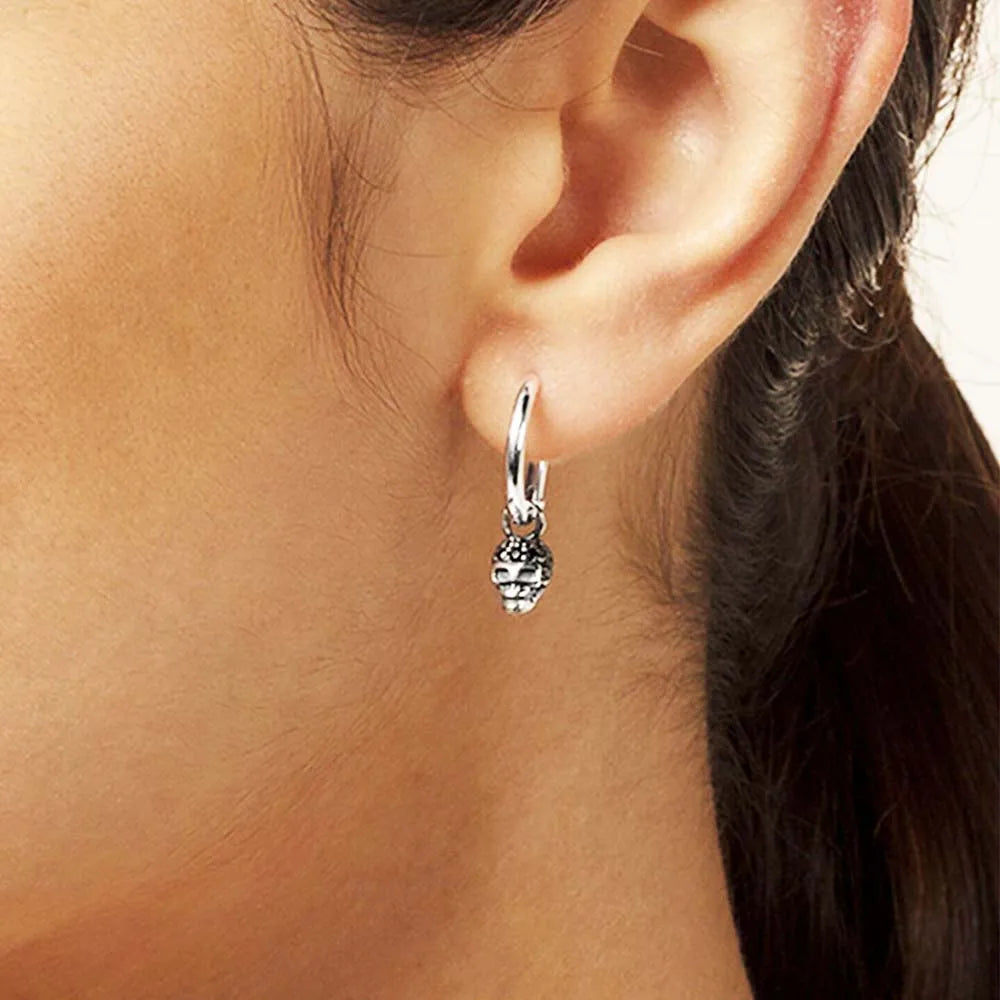 1 Paar Creolen 925 sterling Silber Ohrringe Ohrschmuck Skull Zirkonia Ohrstecker
