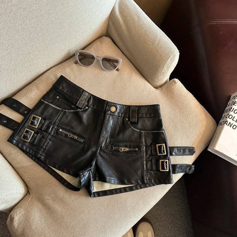 Damen Bermuda Shorts Hotpants Kurze Hose PU Leder Trendy Pants Clubwear