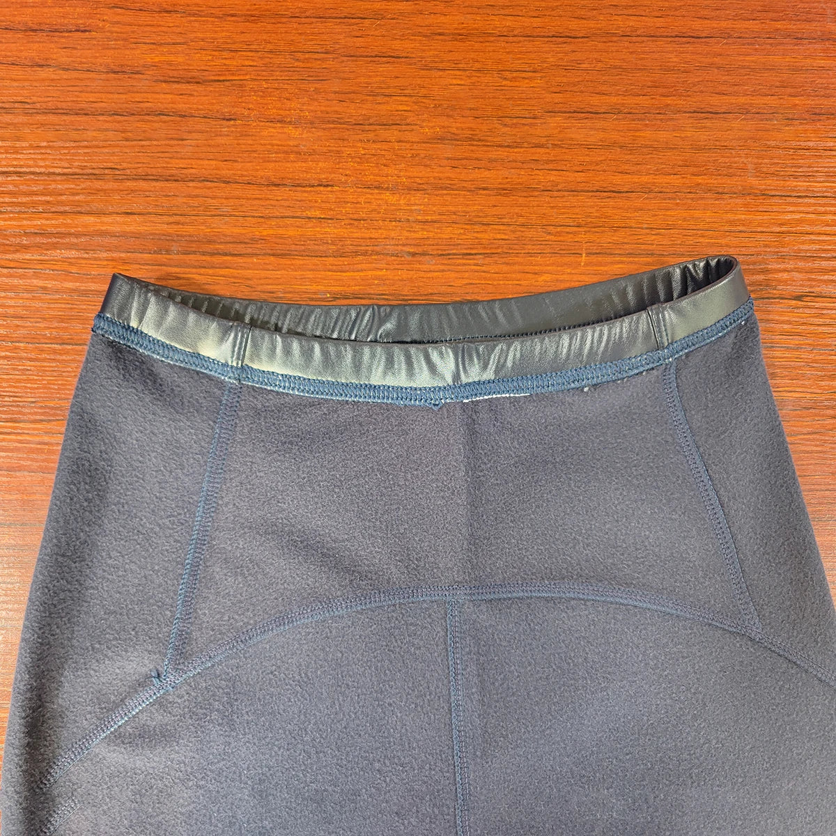 Damen Fashion Leggings Push Up Leggins Hose PU Lederhose mit Taschen Sexy