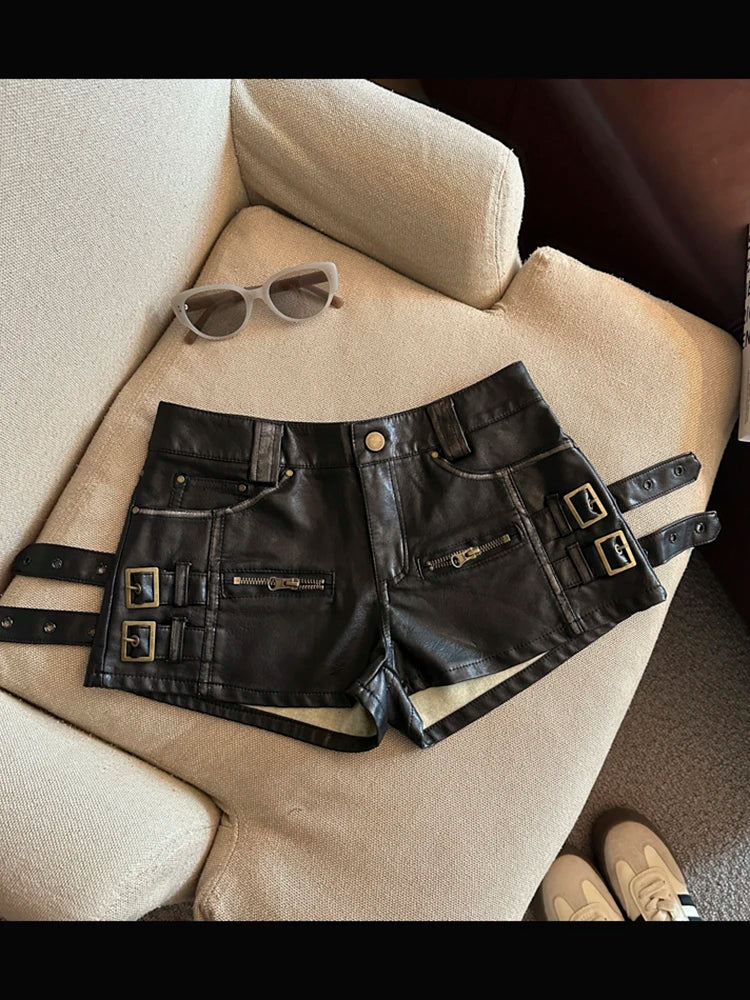 Damen Bermuda Shorts Hotpants Kurze Hose PU Leder Trendy Pants Clubwear