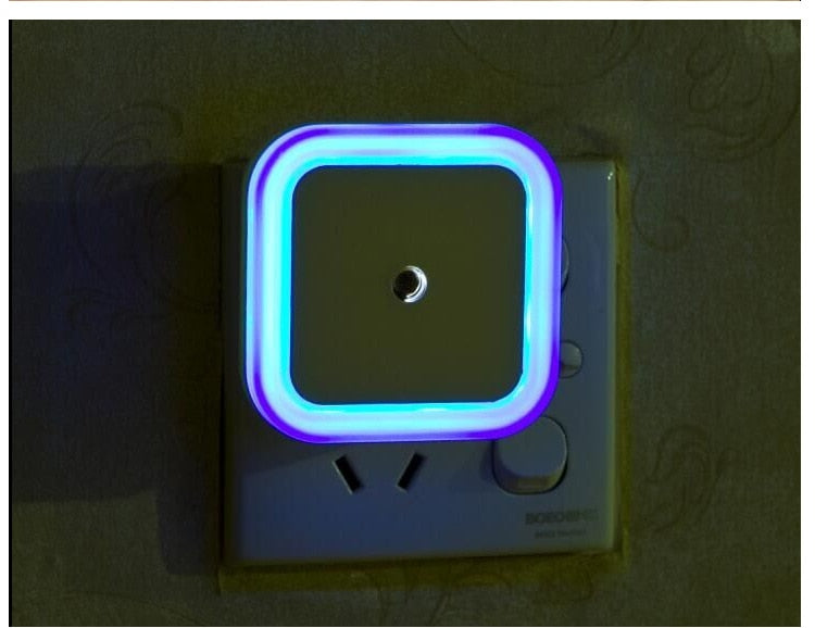LED Nachtlicht 0.8W 230V Bewegungsmelder 5m 360° Infrarot Lampe Steckdosen Licht
