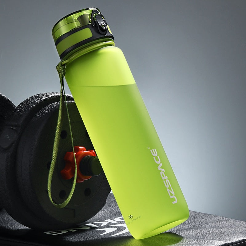 UZSPACE 1000ml Trinkflasche Sportflasche Wasserflasche Getränkeflasche BPA-frei Tritanflasche