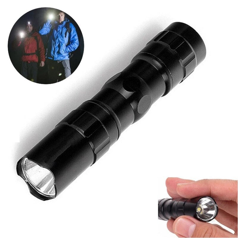 Power Bank Tragbares USB Akku Ladegerät Mit Taschenlampe Camp Licht