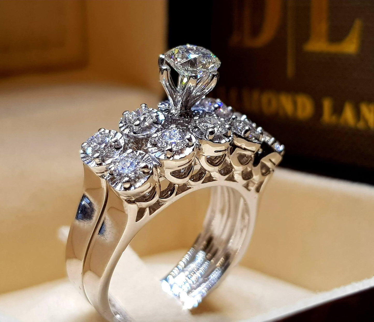 Massiv Sterling Silber 925 Ring filigran Fashion Damenring mit 3A Zirkonia