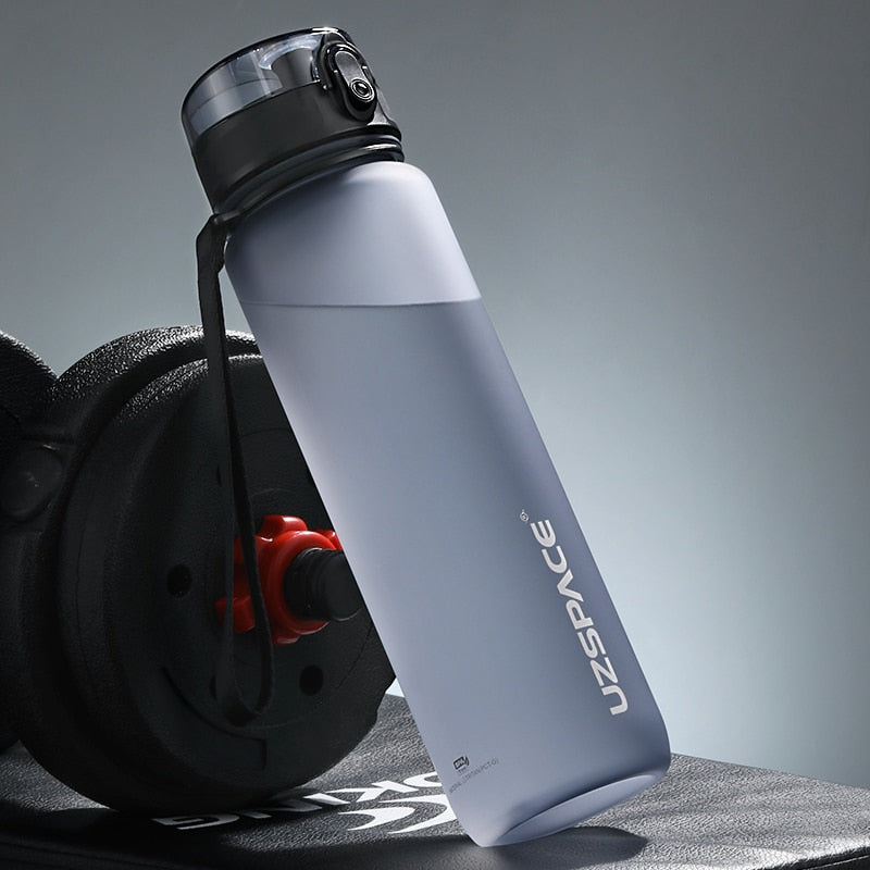 UZSPACE 1000ml Trinkflasche Sportflasche Wasserflasche Getränkeflasche BPA-frei Tritanflasche