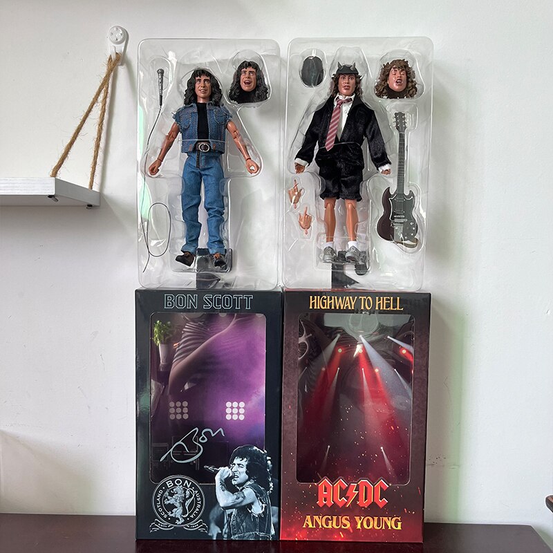 AC/DC NECA Highway To Hell Angus Young Bon Scott Action Figur Figuren 18cm